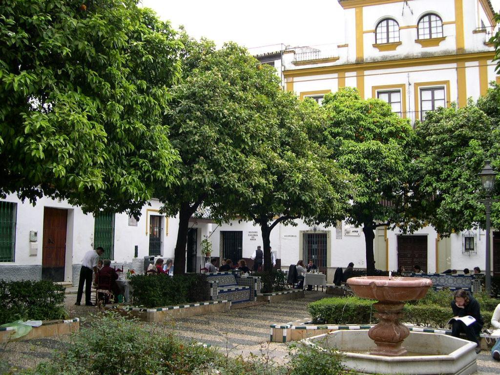 Like Home Sevilla - Museo Extérieur photo